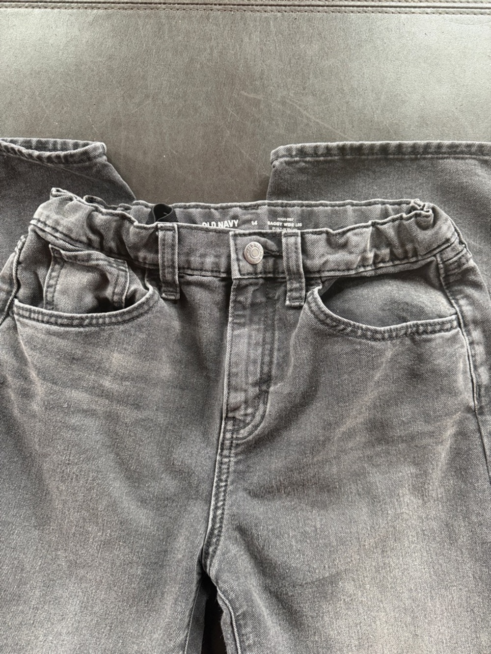 Old Navy High Rise Baggy Wide Leg Built-In Tough Black Jeans (Size 14) - Picture 3 of 5